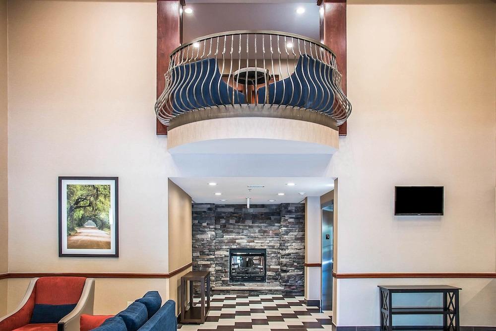 Spark By Hilton Bluffton Hilton Head Island Exterior photo
